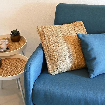Charmant Studio 2A4 Pers Avec Jardin Et Place De Parking Situe A 5 Min A Pied De La Mer Бандол Екстериор снимка